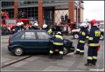 12.01.2014 - KrakÃ³w, Bonarka - Pokaz ratownictwa technicznego podczas I MZOSP i WOÅšP