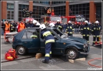 12.01.2014 - Kraków, Bonarka - Pokaz ratownictwa technicznego podczas I MZOSP i WOŚP