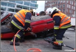 12.01.2014 - Kraków, Bonarka - Pokaz ratownictwa technicznego podczas I MZOSP i WOŚP