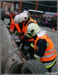 12.01.2014 - KrakÃ³w, Bonarka - Pokaz ratownictwa technicznego podczas I MZOSP i WOÅšP