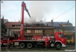 25.11.2010 - Nowy Targ, Aleja TysiÄ…clecia - PoÅ¼ar mieszkania
