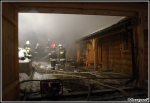 12.12.2012 - Pieniążkowice - Pożar drewnianych zabudowań 12.12.2012 - Pieniążkowice - Pożar drewnianych zabudowań