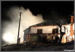 13.01.2015 - Sieniawa - PoÅ¼ar zabudowaÅ„ gospodarczych